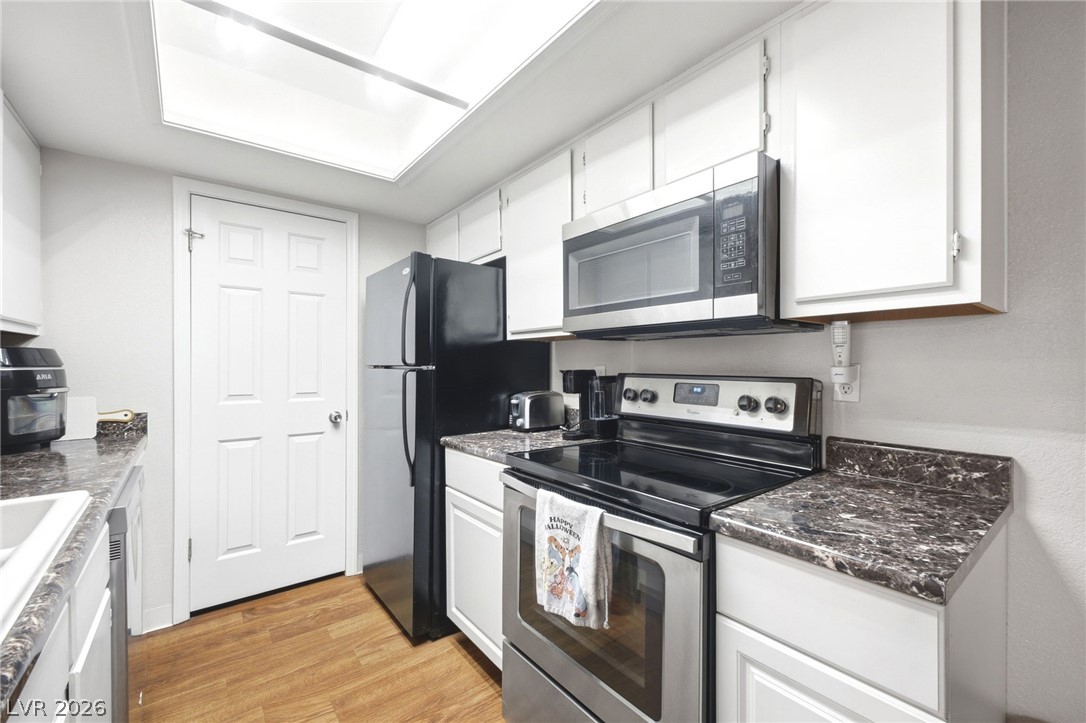 Photo 30 of 79, 3550 Bay Sands Drive #1004