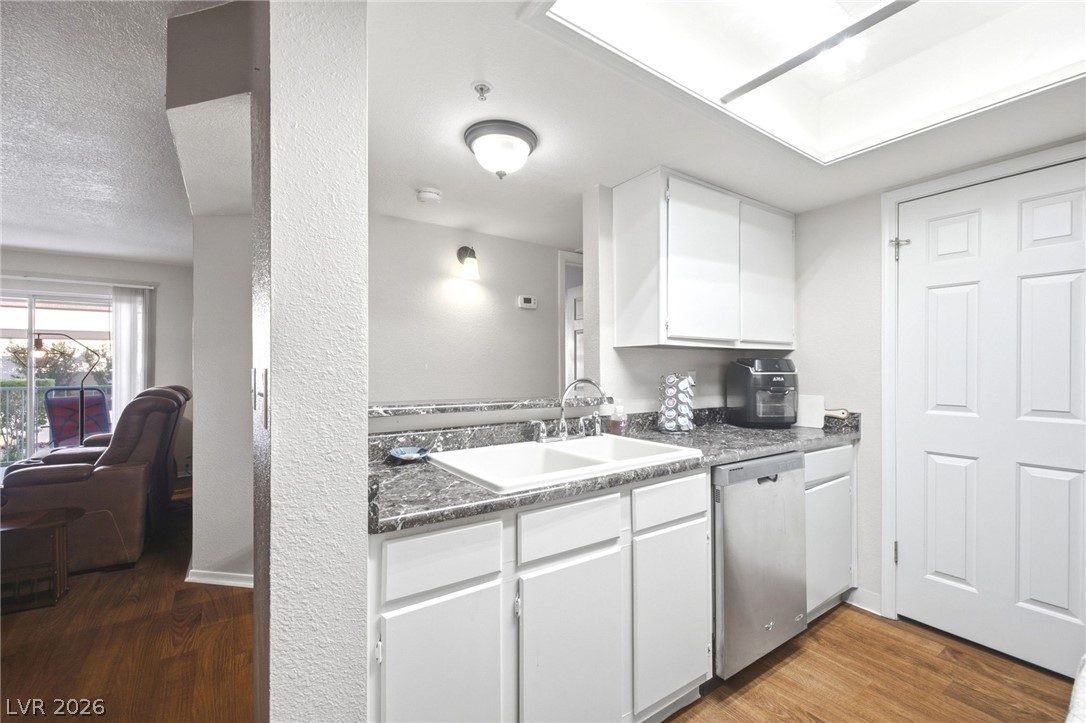 Photo 33 of 79, 3550 Bay Sands Drive #1004