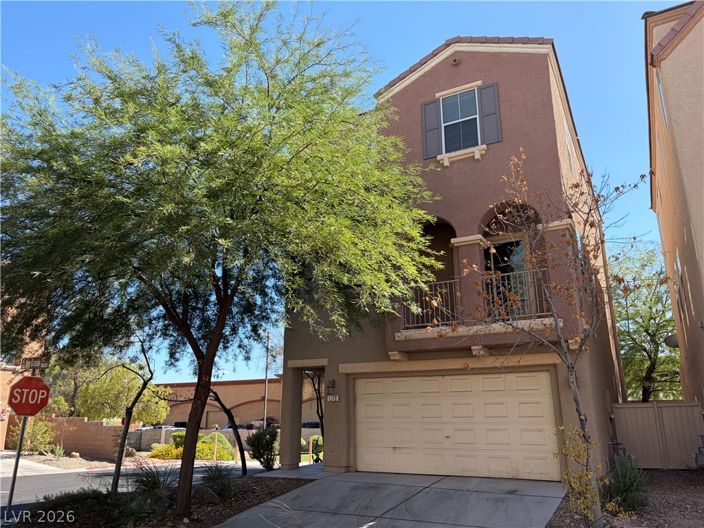 8673 Pico Grande Court, Las Vegas 89147