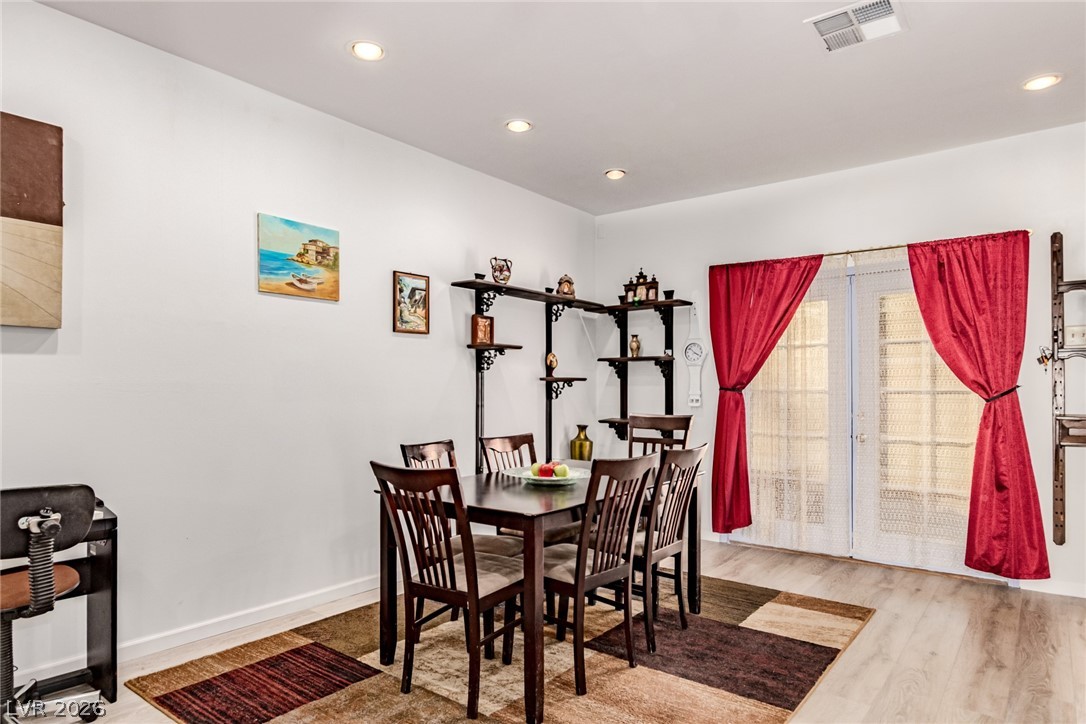 Photo 15 of 43, 26 N 27th Street