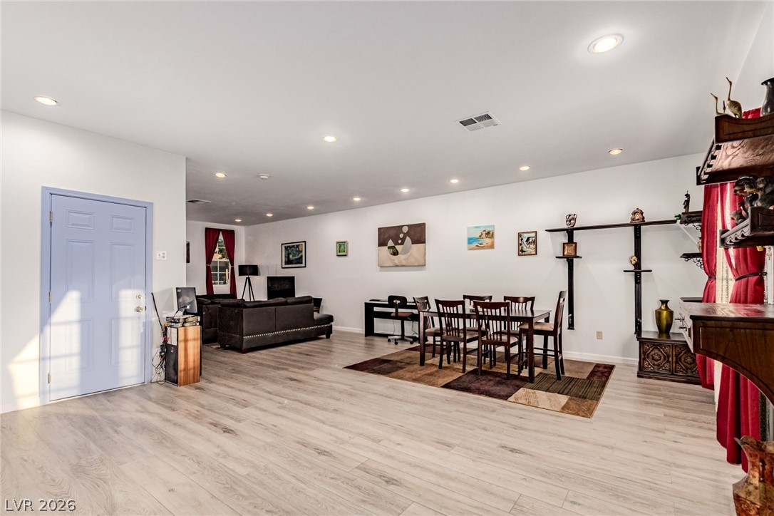 Photo 18 of 43, 26 N 27th Street