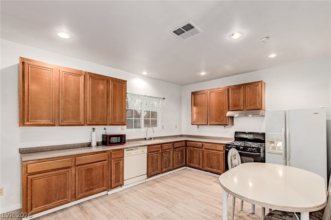 Photo 20 of 43, 26 N 27th Street