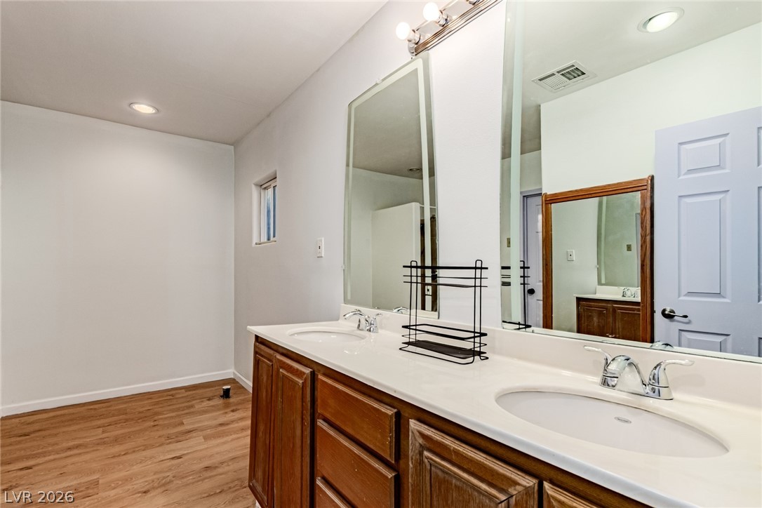 Photo 27 of 43, 26 N 27th Street