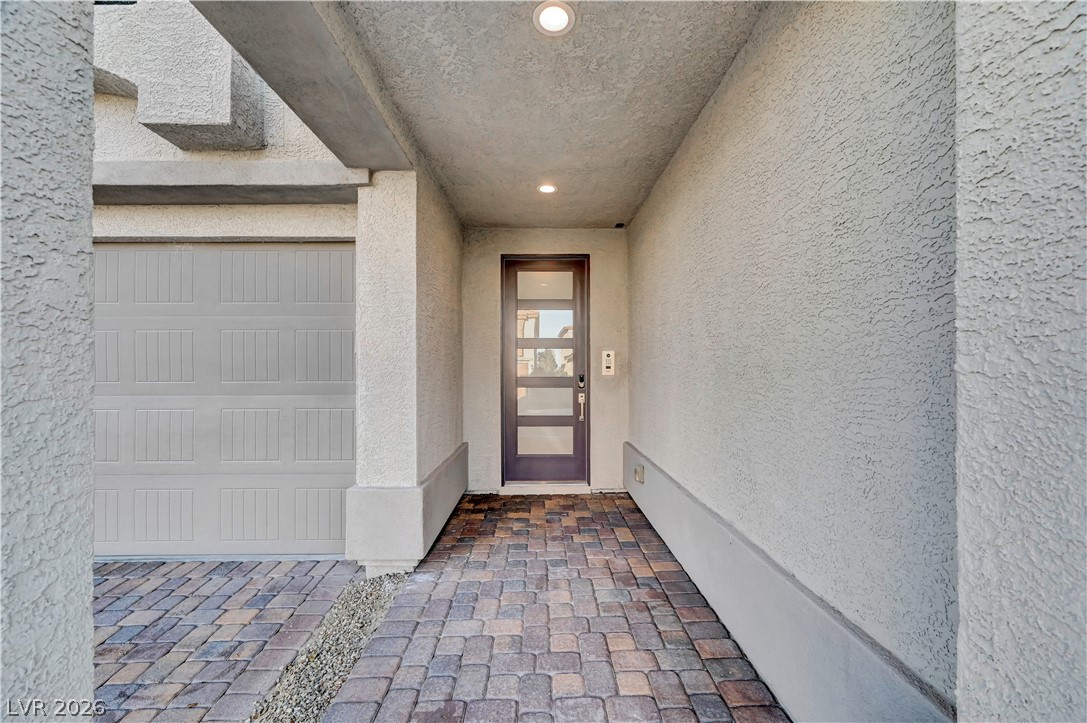 Photo 2 of 4709 Amazing View Street
