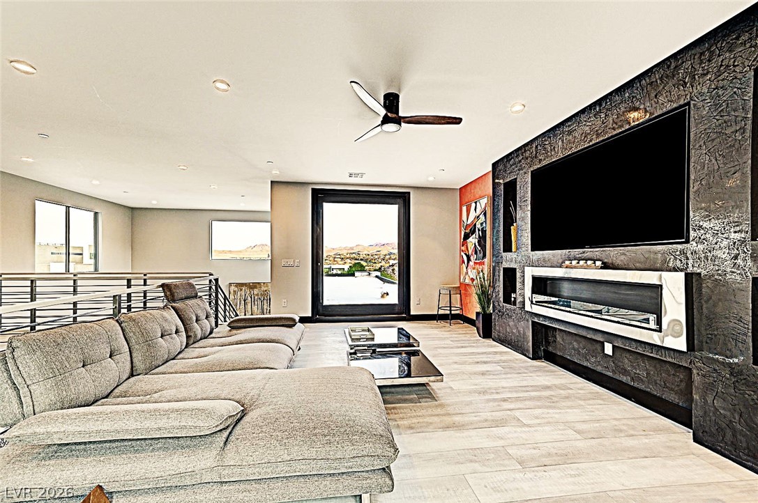Photo 49 of 91, 5 HIGHLAND COVE Lane