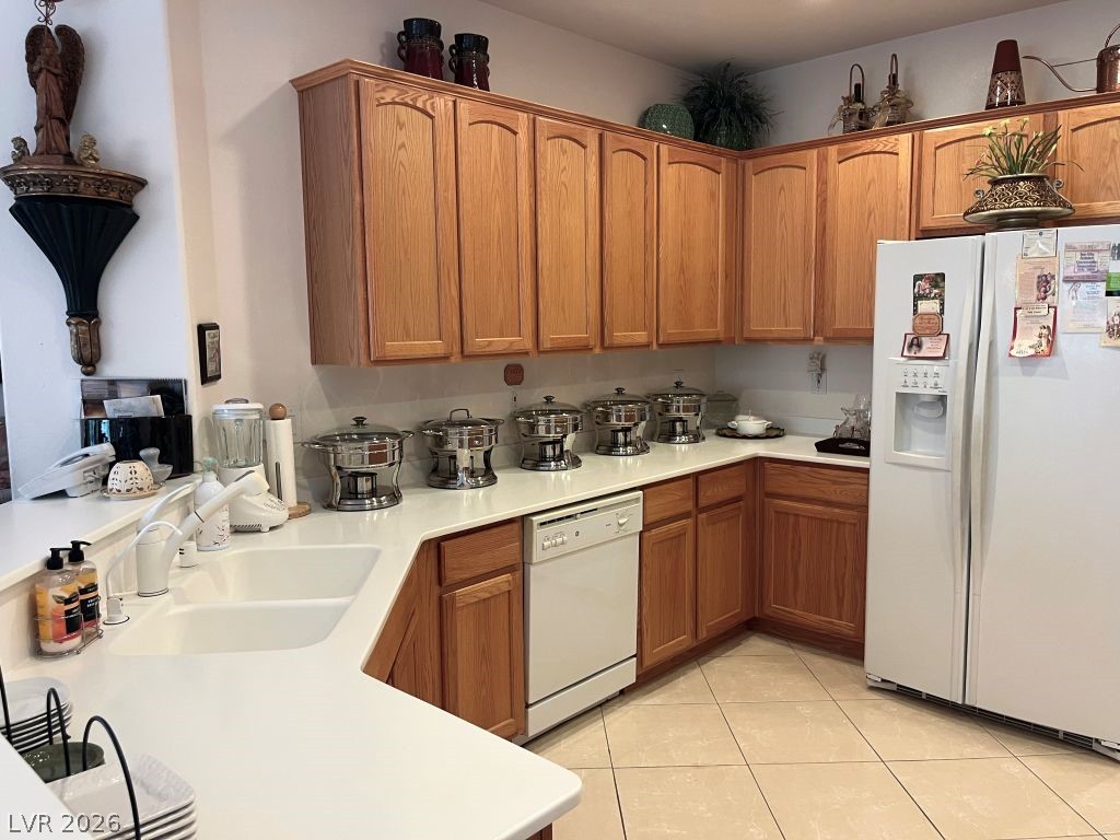 Photo 18 of 37, 1875 Williamsport Street