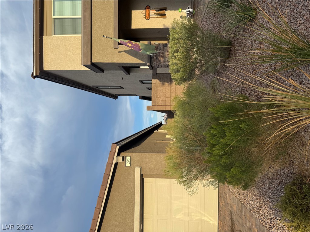 Photo 2 of 296 Fossil Falls Street