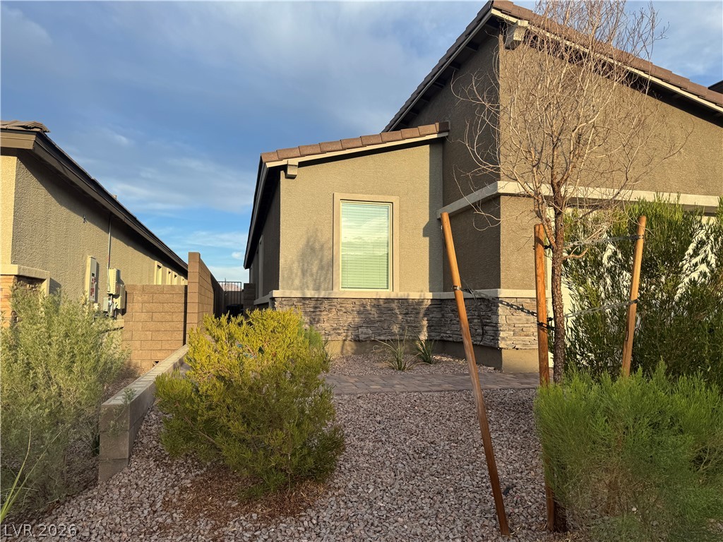 296 Fossil Falls Street, Henderson 89015