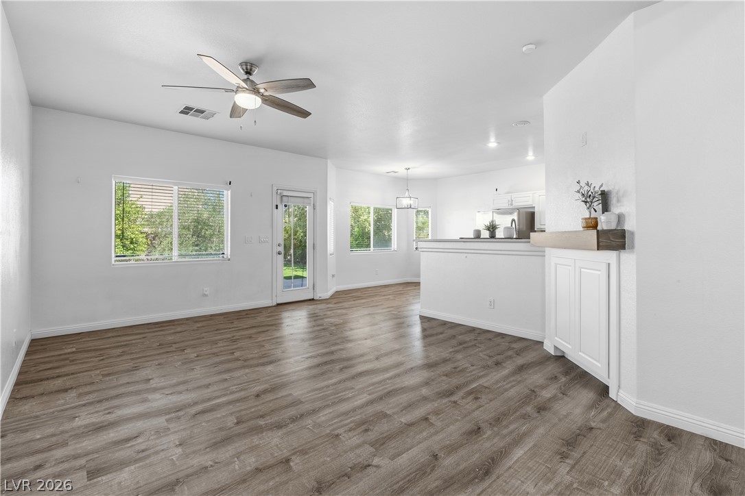 Photo 6 of 38, 2204 Spartan View Court