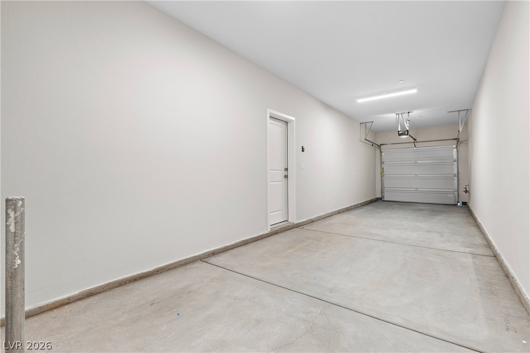 Photo 9 of 37, 8629 Ensworth Street #102