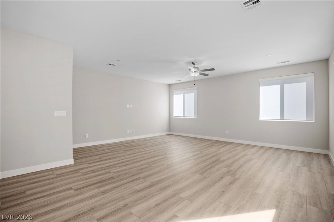 Photo 14 of 37, 8629 Ensworth Street #102