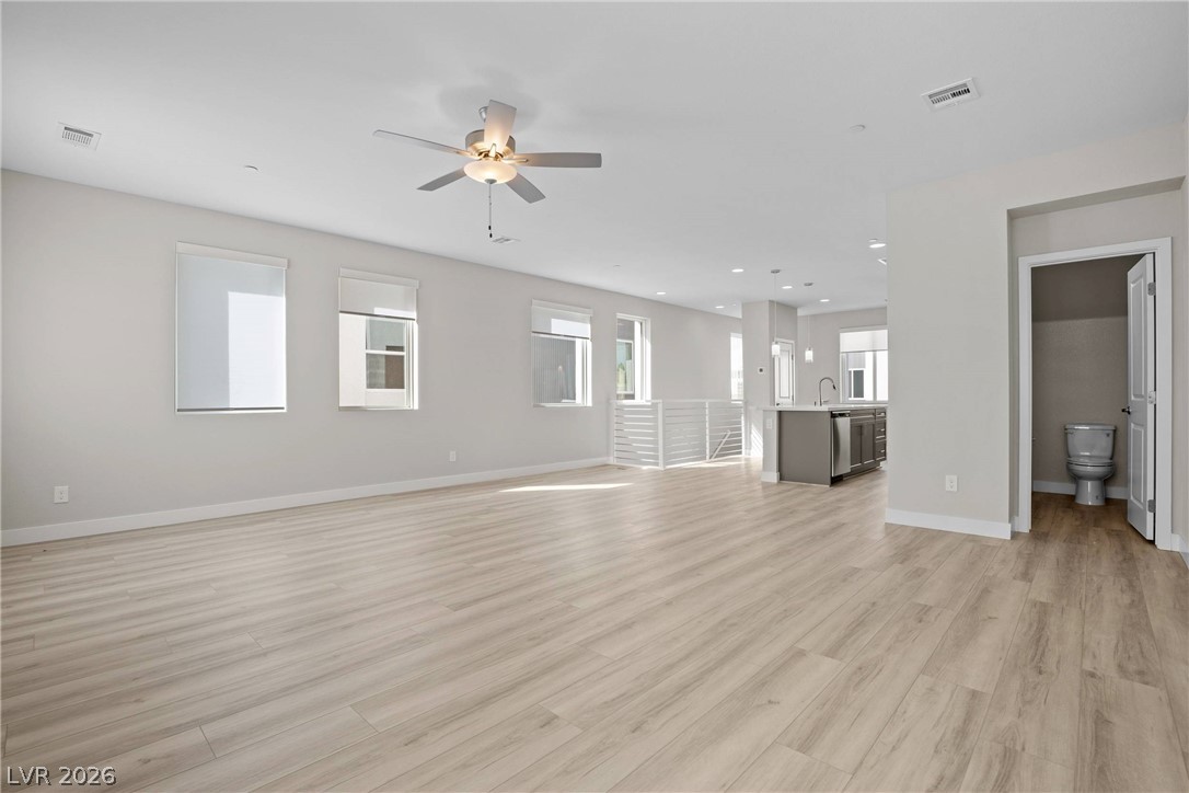 Photo 16 of 37, 8629 Ensworth Street #102