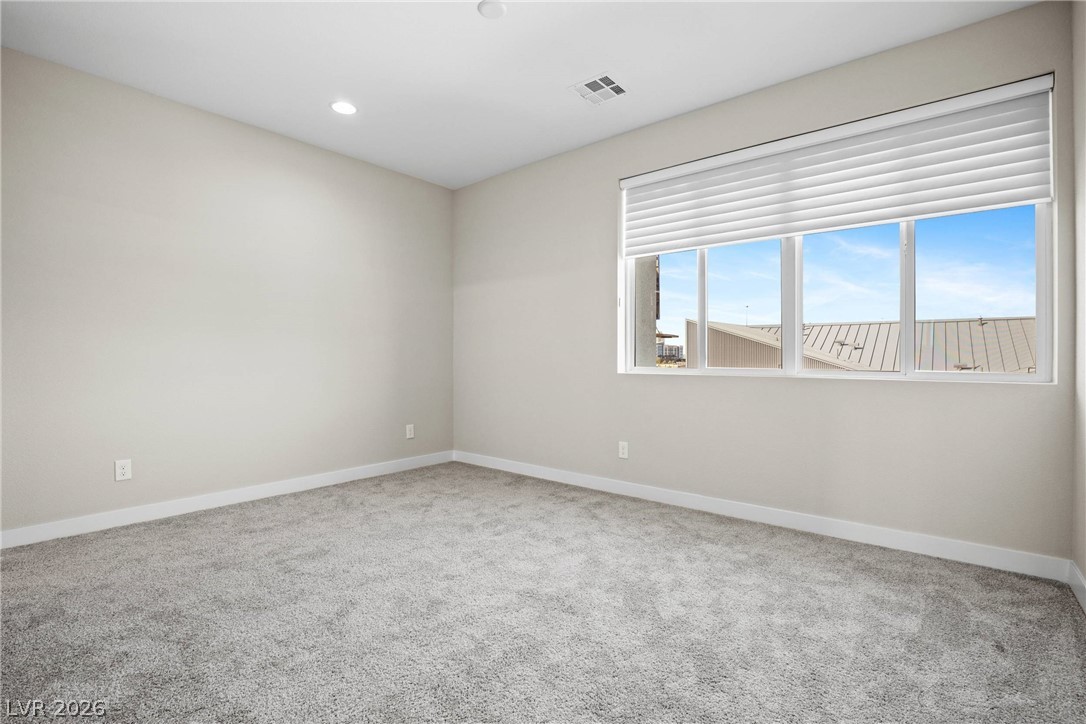 Photo 18 of 37, 8629 Ensworth Street #102