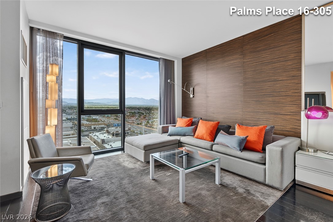 Photo 19 of 55, 4381 W Flamingo Road #1605
