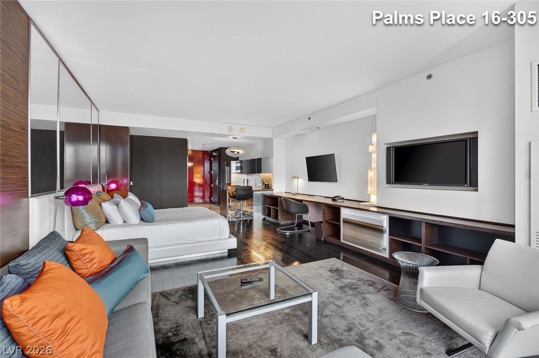 Photo 22 of 55, 4381 W Flamingo Road #1605