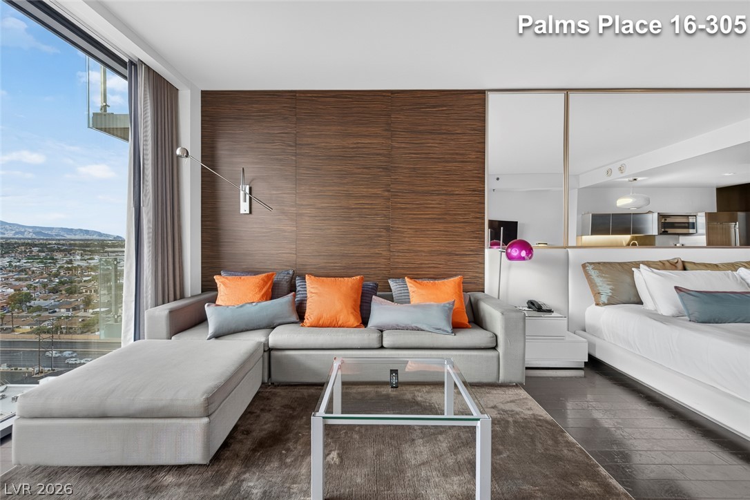 Photo 25 of 55, 4381 W Flamingo Road #1605