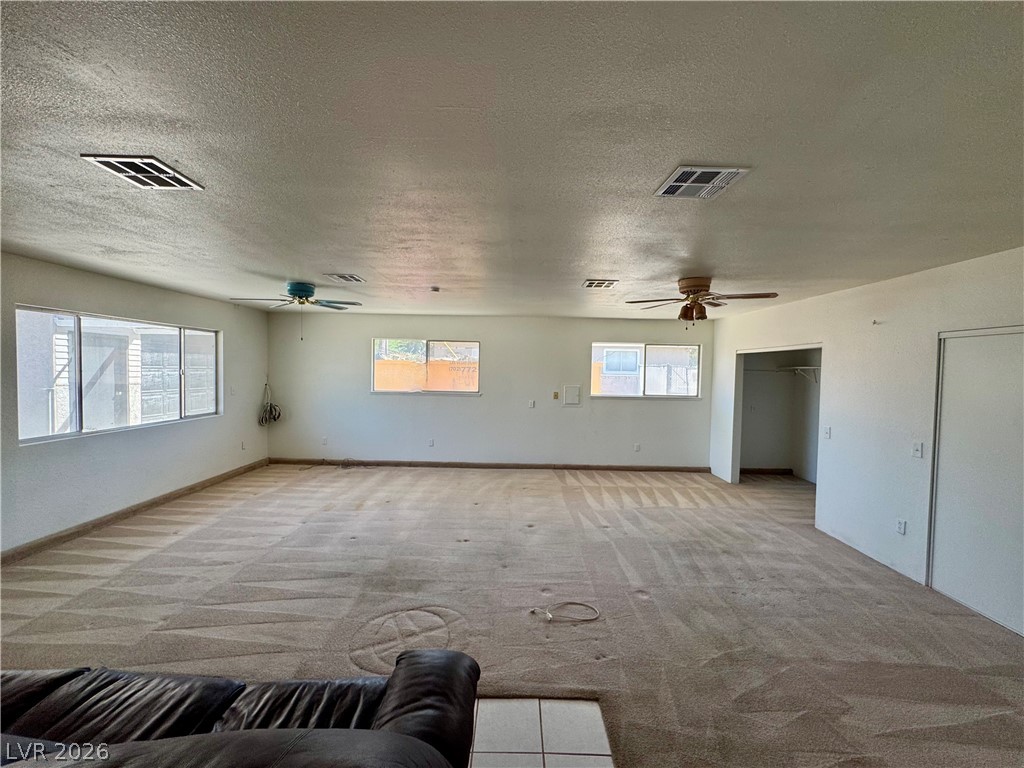 Photo 37 of 62, 6930 S Valley View Boulevard