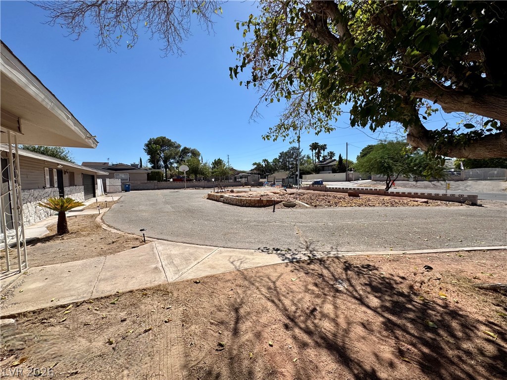 Photo 11 of 62, 6930 S Valley View Boulevard