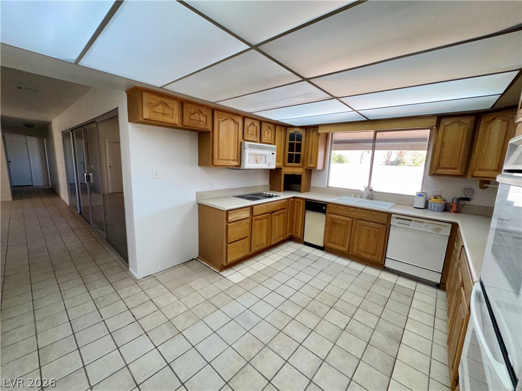 Photo 42 of 62, 6930 S Valley View Boulevard