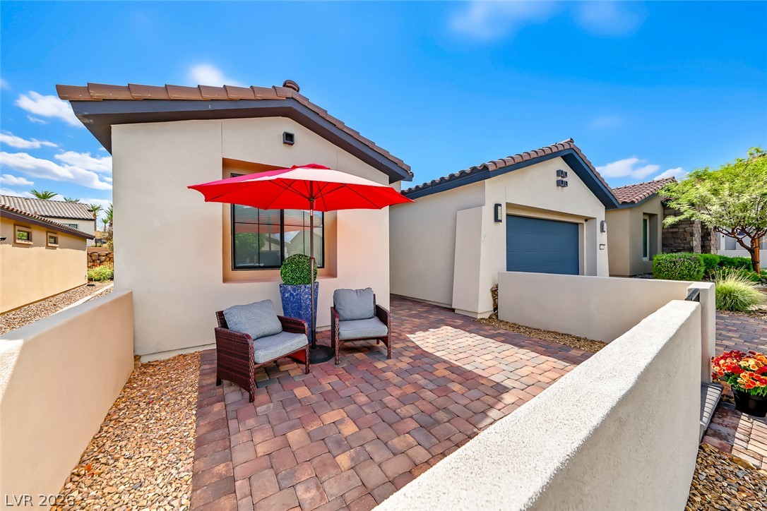 Photo 3 of 23 Arid Crest Avenue