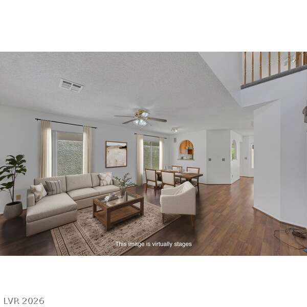 Photo 3 of 1465 Lodgepole Drive