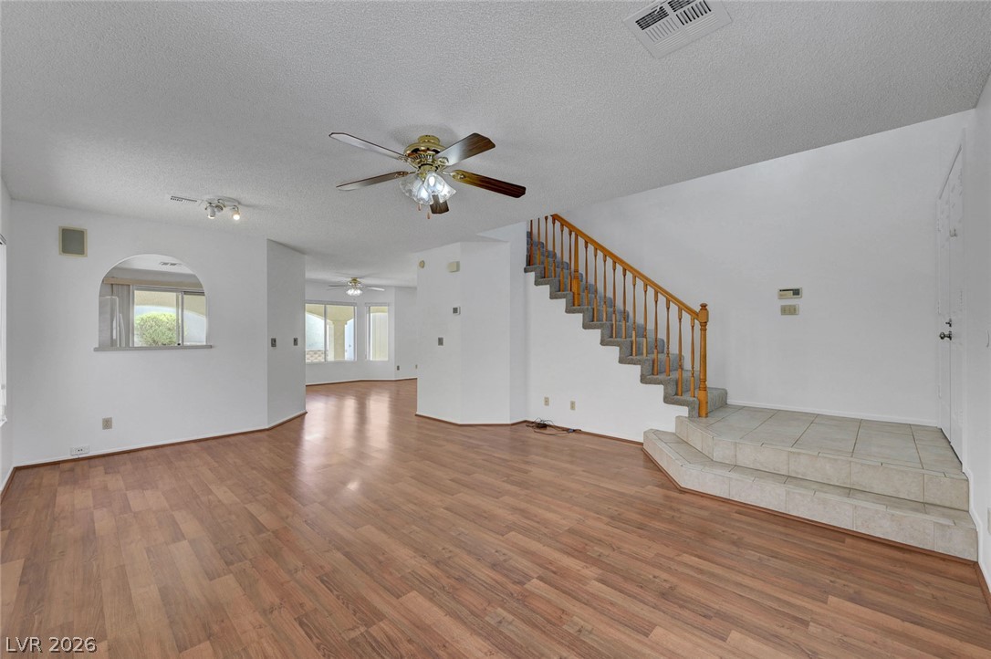 Photo 7 of 71, 1465 Lodgepole Drive