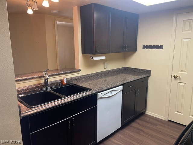 Photo 14 of 16, 3550 Bay Sands Drive #1017