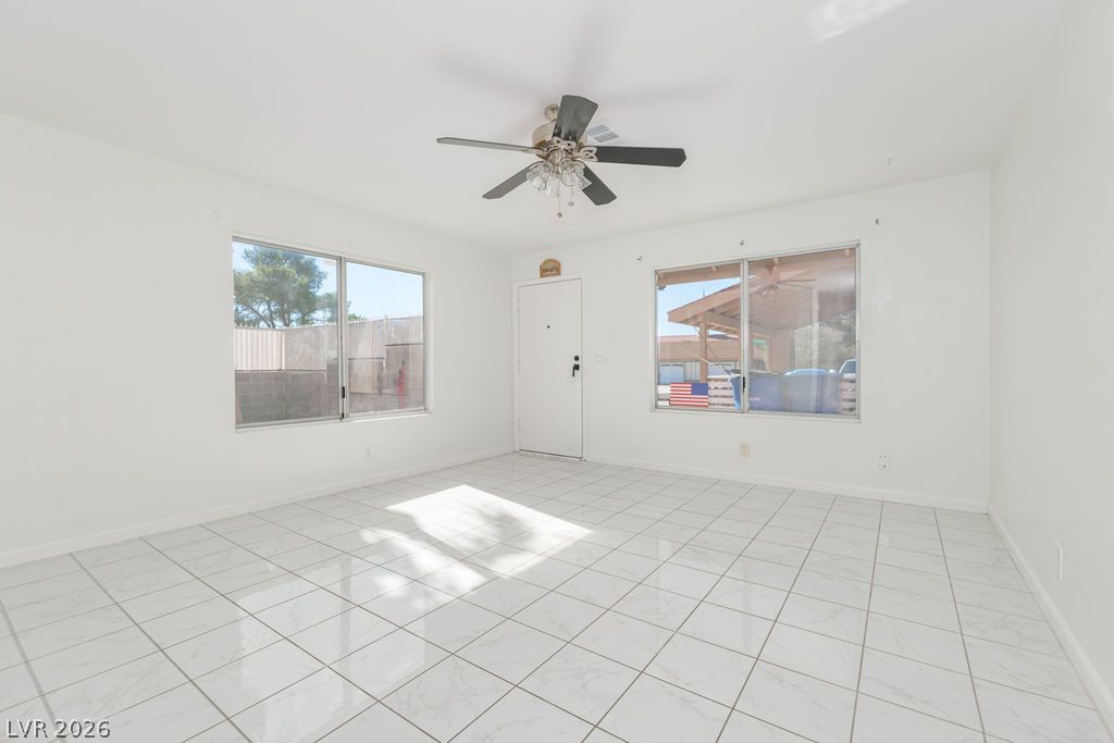 Photo 4 of 7242 Vireo Drive