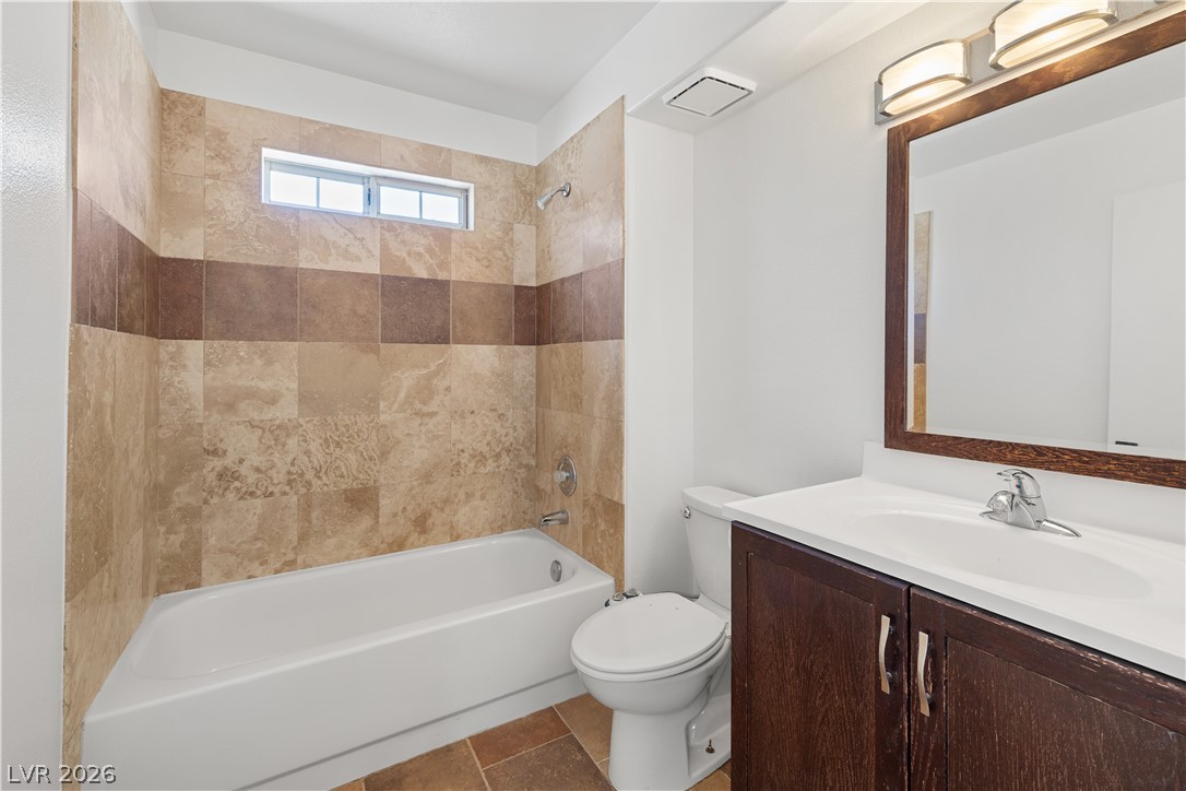 Photo 8 of 15, 3450 Erva Street #153