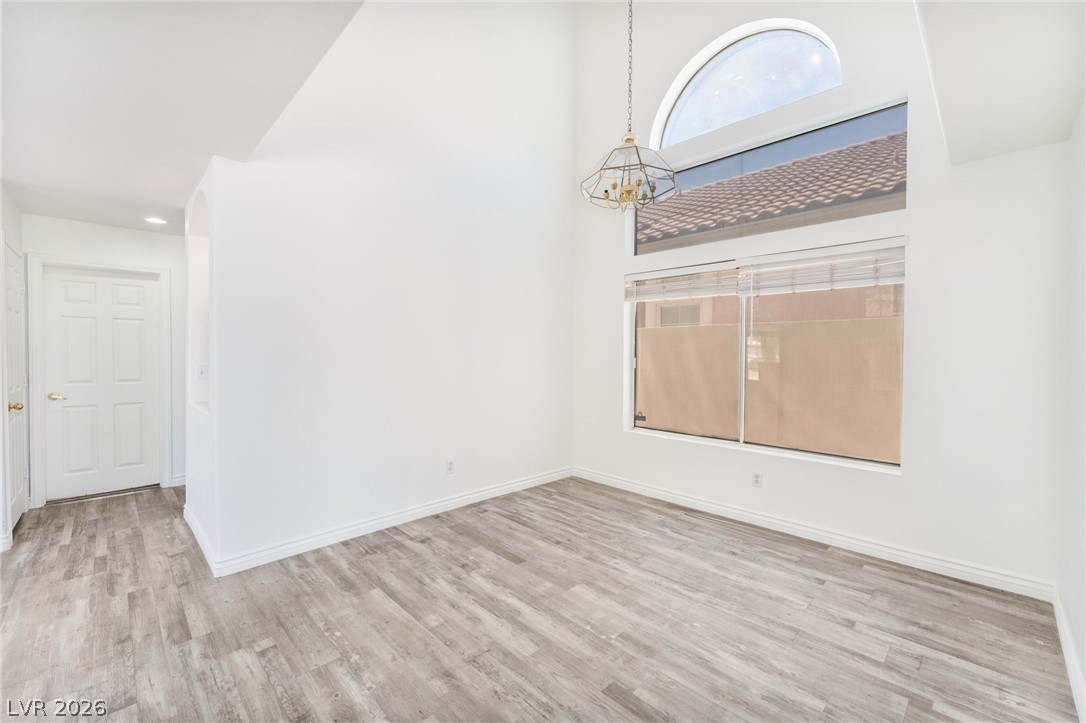 Photo 9 of 39, 7540 Holloran Court