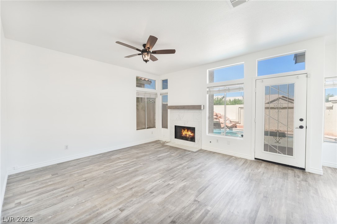 Photo 11 of 39, 7540 Holloran Court