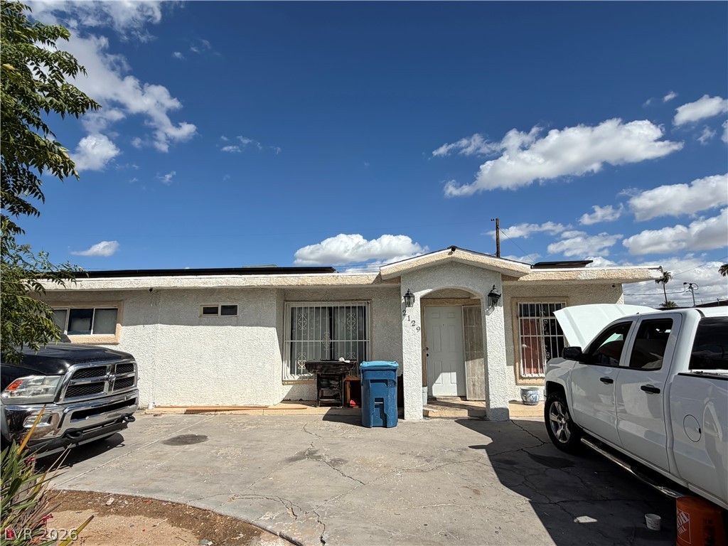 Photo 2 of 2129 Franklin Avenue
