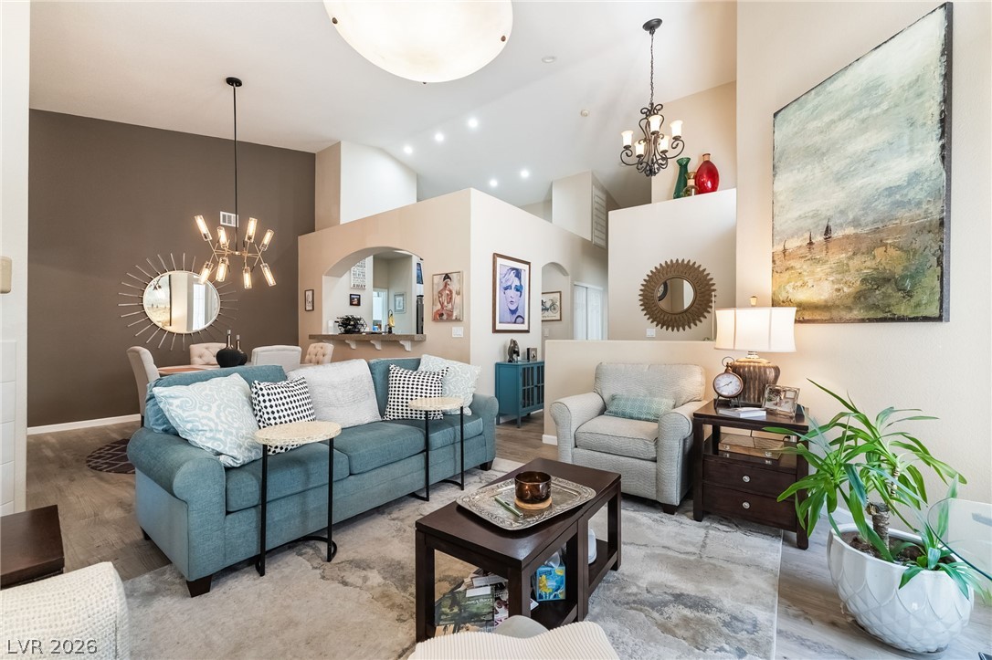 Photo 10 of 39, 9784 Hickory Ridge Court