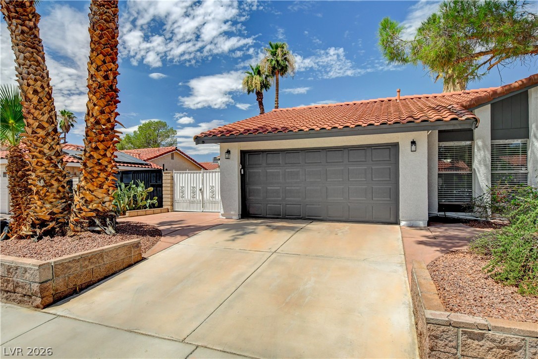 Photo 2 of 4009 Camas Court