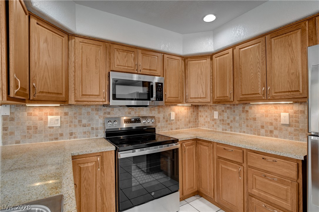 Photo 19 of 45, 4009 Camas Court