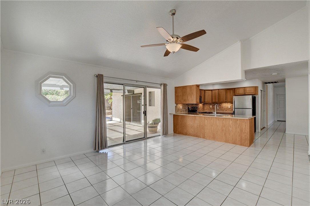 Photo 13 of 45, 4009 Camas Court
