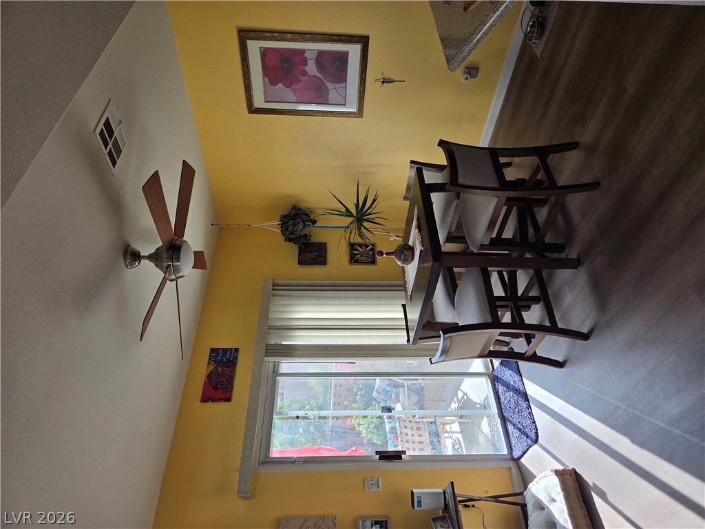 Photo 12 of 27, 5387 Heatherbrook Circle