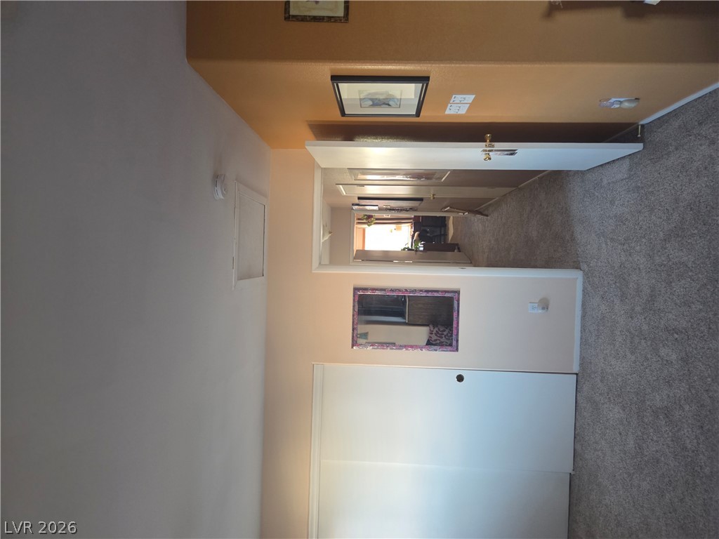 Photo 18 of 27, 5387 Heatherbrook Circle