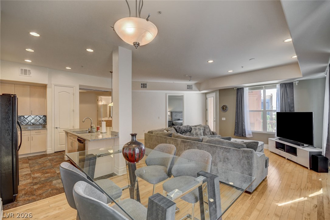 Photo 11 of 44, 38 E Serene Avenue #306
