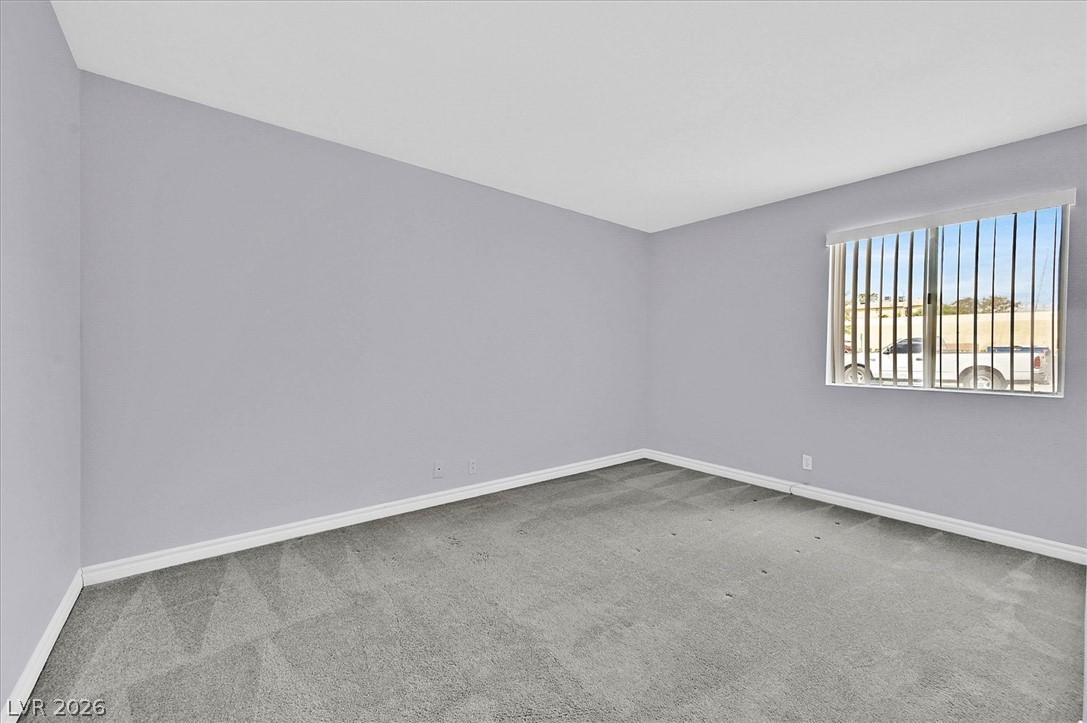 Photo 18 of 34, 5081 River Glen Drive #97