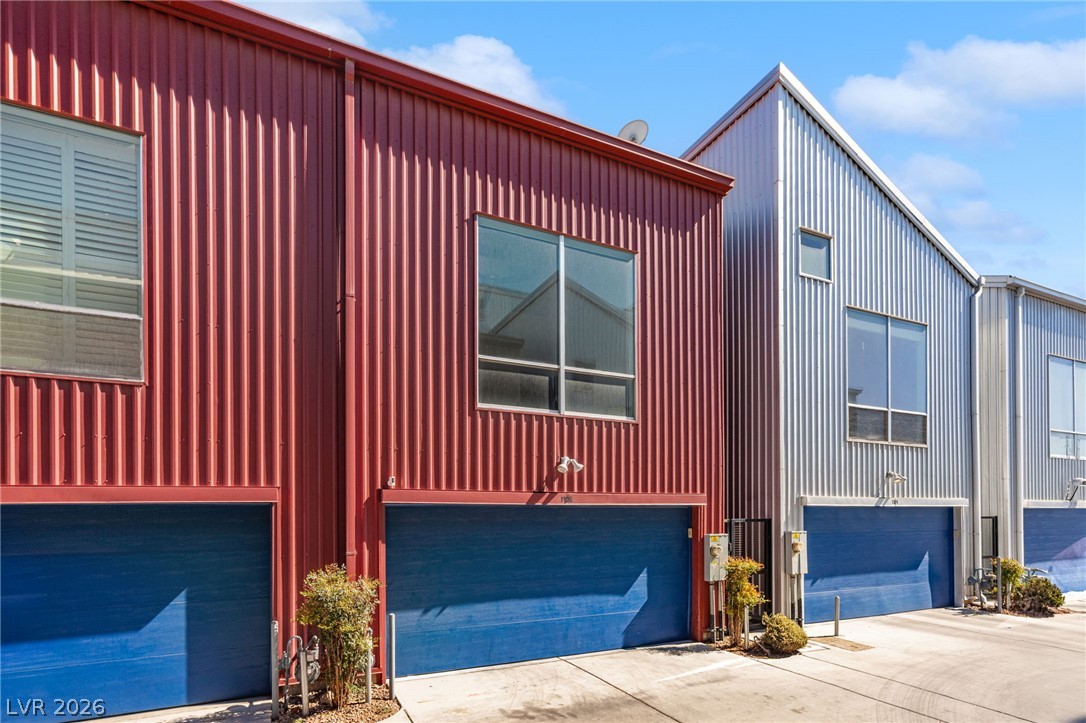 1190 E Carson Avenue, Las Vegas 89101
