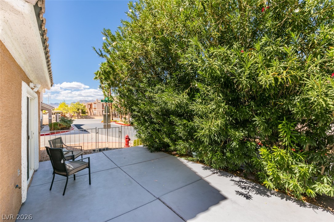 Photo 44 of 52, 1412 W Bow Creek Court