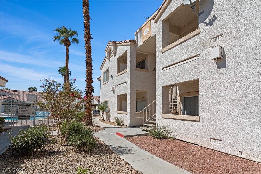 Photo 19 of 36, 855 N Stephanie Street #2615