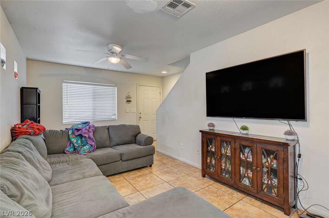 Photo 7 of 26, 5151 Starter Avenue