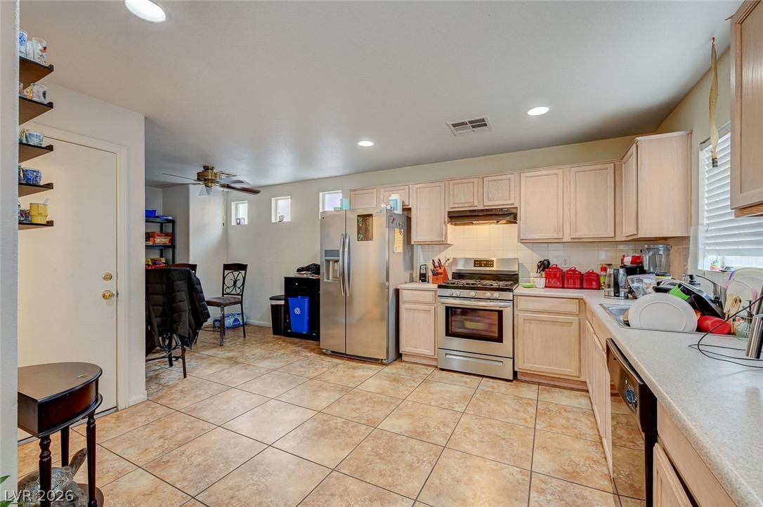 Photo 8 of 26, 5151 Starter Avenue
