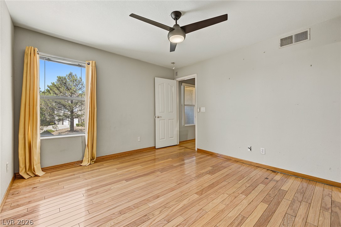 Photo 11 of 31, 701 Capri Drive #10B