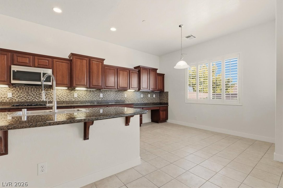 Photo 13 of 52, 208 Palmetto Pointe Drive