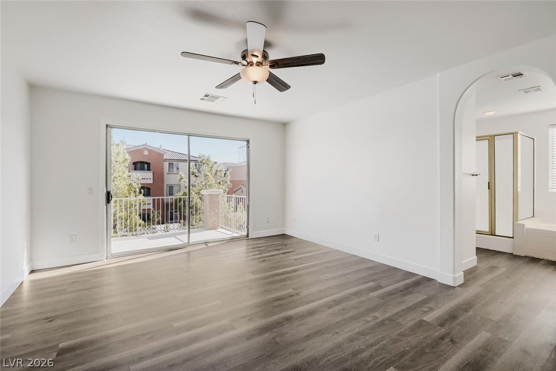 Photo 17 of 29, 520 Moses Lake Court