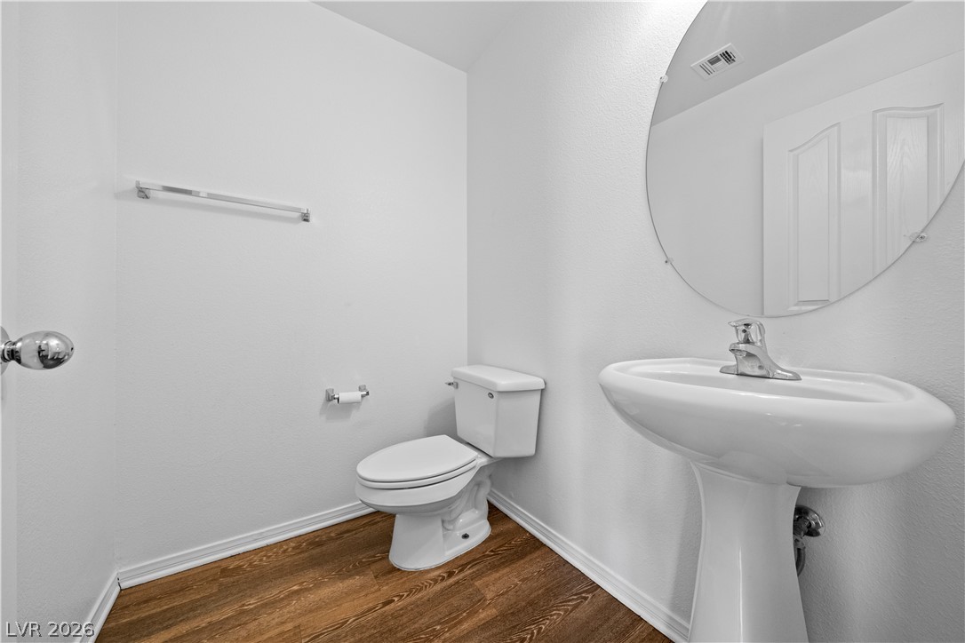 Photo 10 of 39, 7208 Glen Shire Court