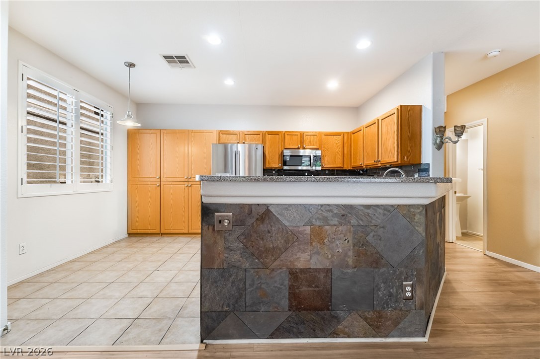 Photo 6 of 29, 6245 Dan Blocker Avenue #102